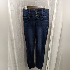 Straight leg jeans by Elite Jeans